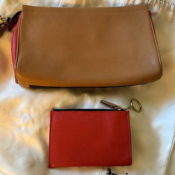 Coach clutch with matching wallet - Picture 4 of 6
